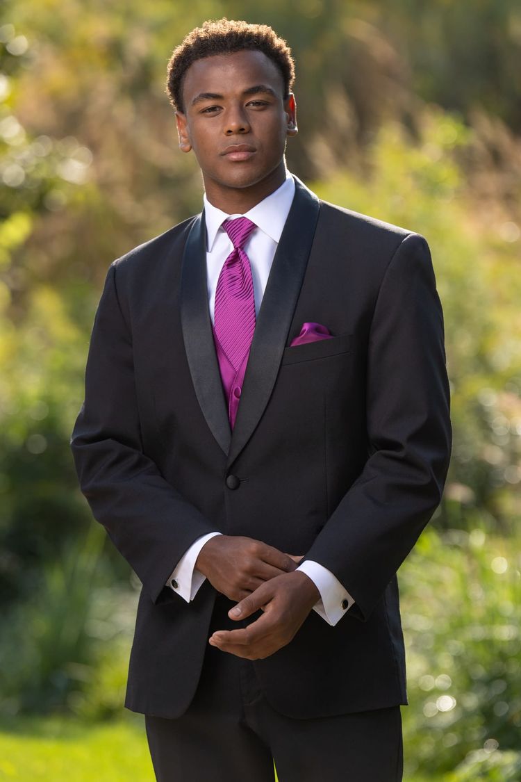 Black Cyprus Tuxedo Black Cyprus Tuxedo