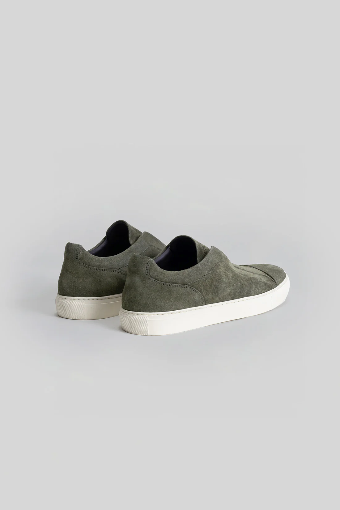 Robert Barakett Catro Suede Sneaker