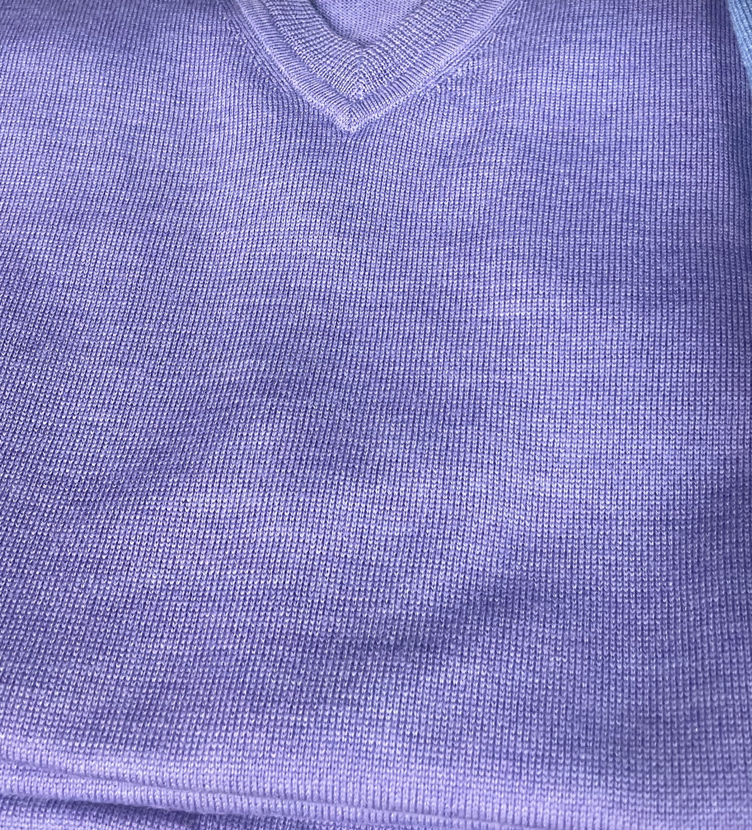 Raffi Merino Classic V Neck HWC19391