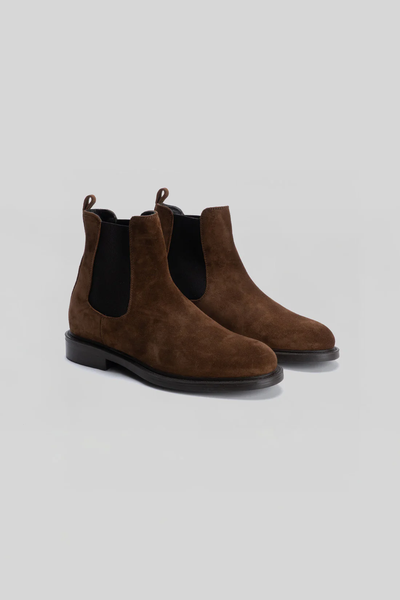 The Robert Barakett Murphey Chelsea Boot by Robert Barakett features Italian suede, black elastic side panels, memory foam-cushioned footbed, and pull tabs, displayed on a plain light gray background.
