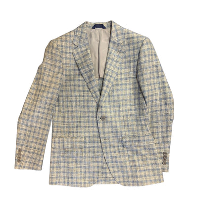 The Baroni MaxDavoli 252/1 Sport Coat features light blue and beige plaid, notched lapels, a single button closure, and front pockets, shown on a white background.